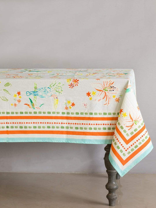 Where The Grass Is Green Table Cover