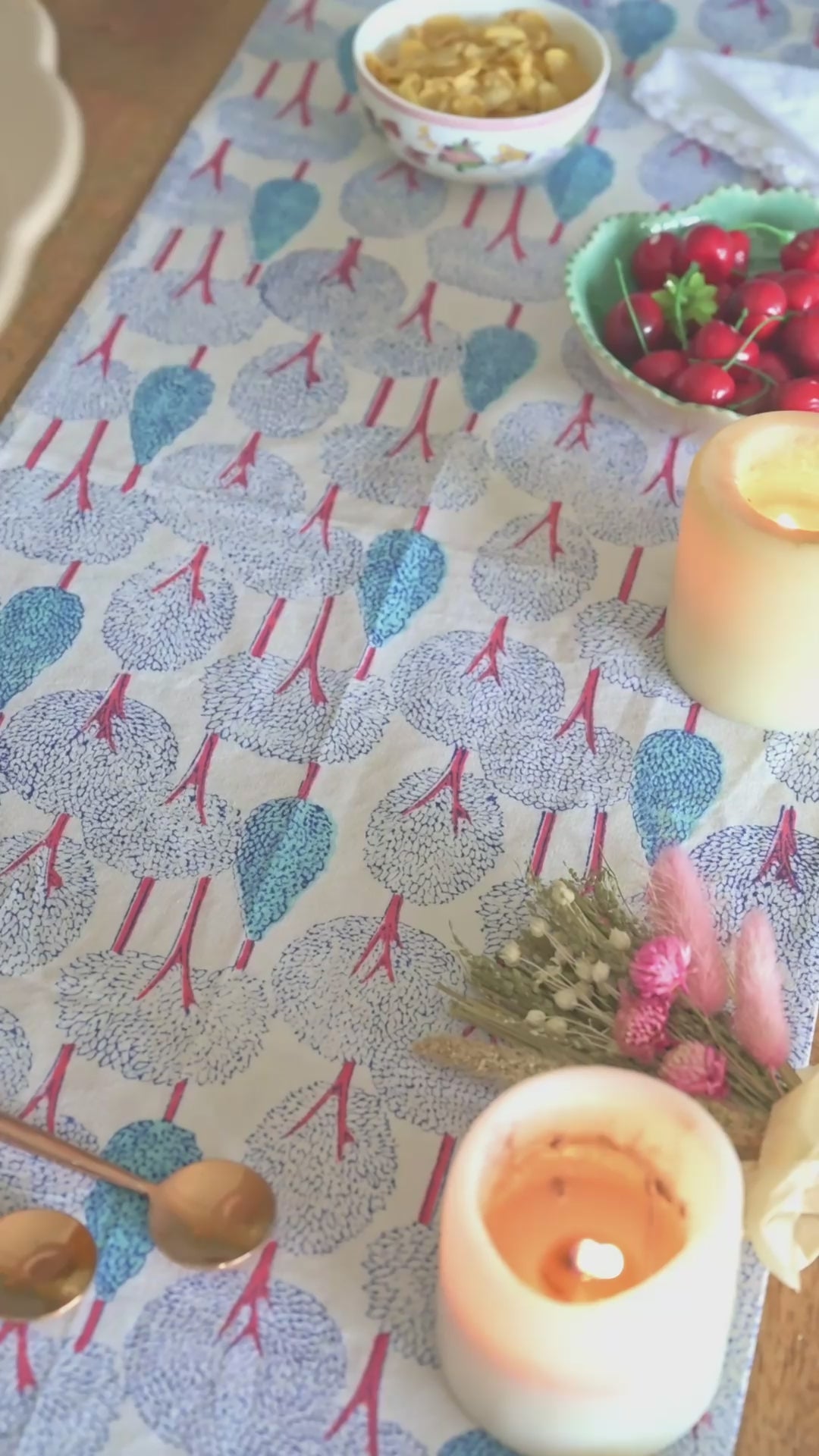 Topiary Garden Table Cloth - 6 seater